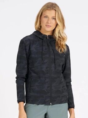 Vuori Outdoor Trainer Shell Women’s XS Black Camo Full Zip Hooded Jacket
